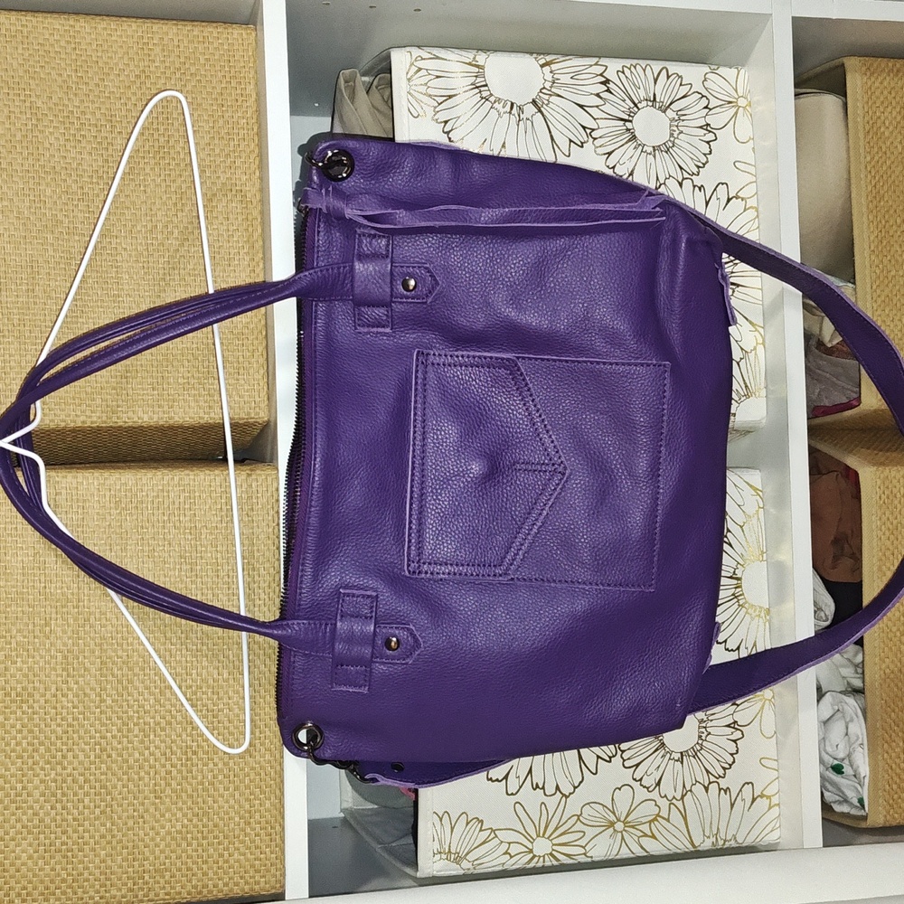 NEW ALLISON BURNS Los Angeles Handbag Purple Leather London Tote